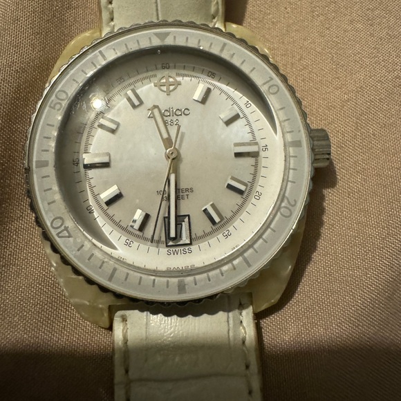 Zodiac Sea Dragon - Picture 1 of 3